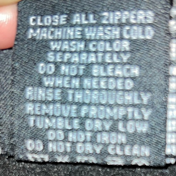 Vertical ‘9 camouflage boys zipper jacket - Picture 10 of 10